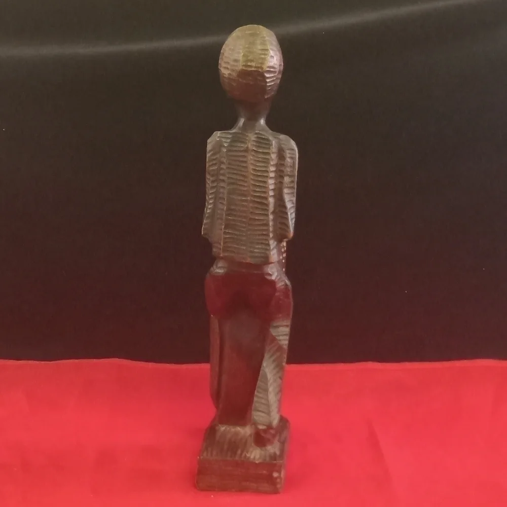 Vintage Handcarved Wood Figurine Man African With Drum Africa Primitive - Picture 3 of 6